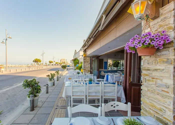 Апартаменти Furnished Seafront *