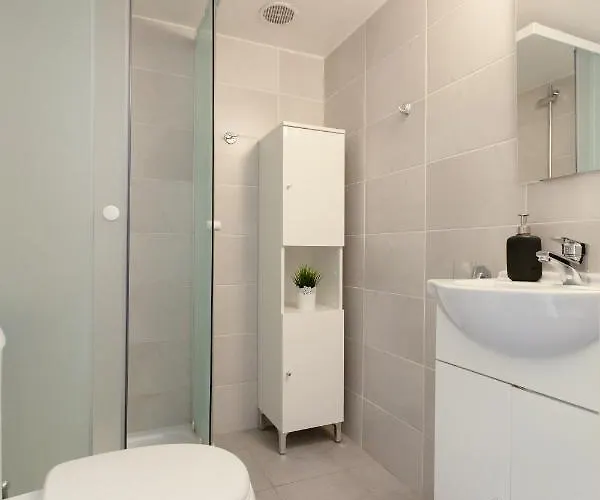 Furnished Seafront Апартаменти Ларнака