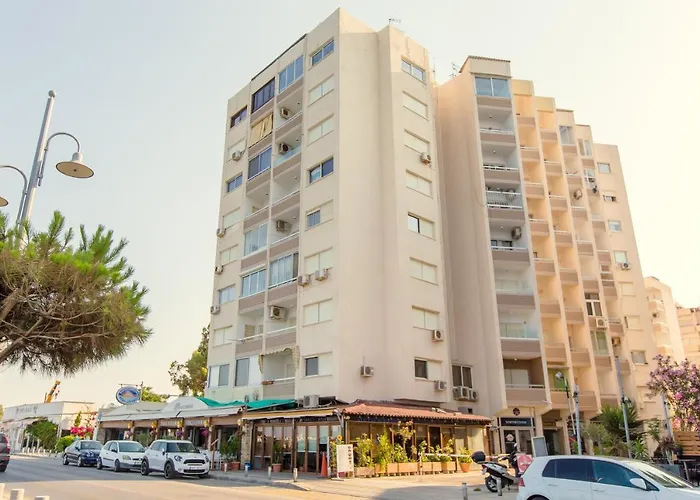 Apartment Furnished Seafront